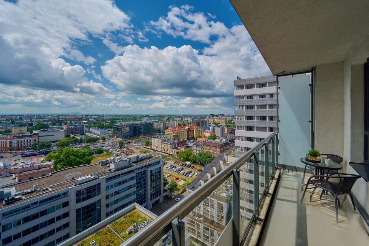 Odra Tower Apartment Center Of Wroclaw By Renters Prestige Exterior foto
