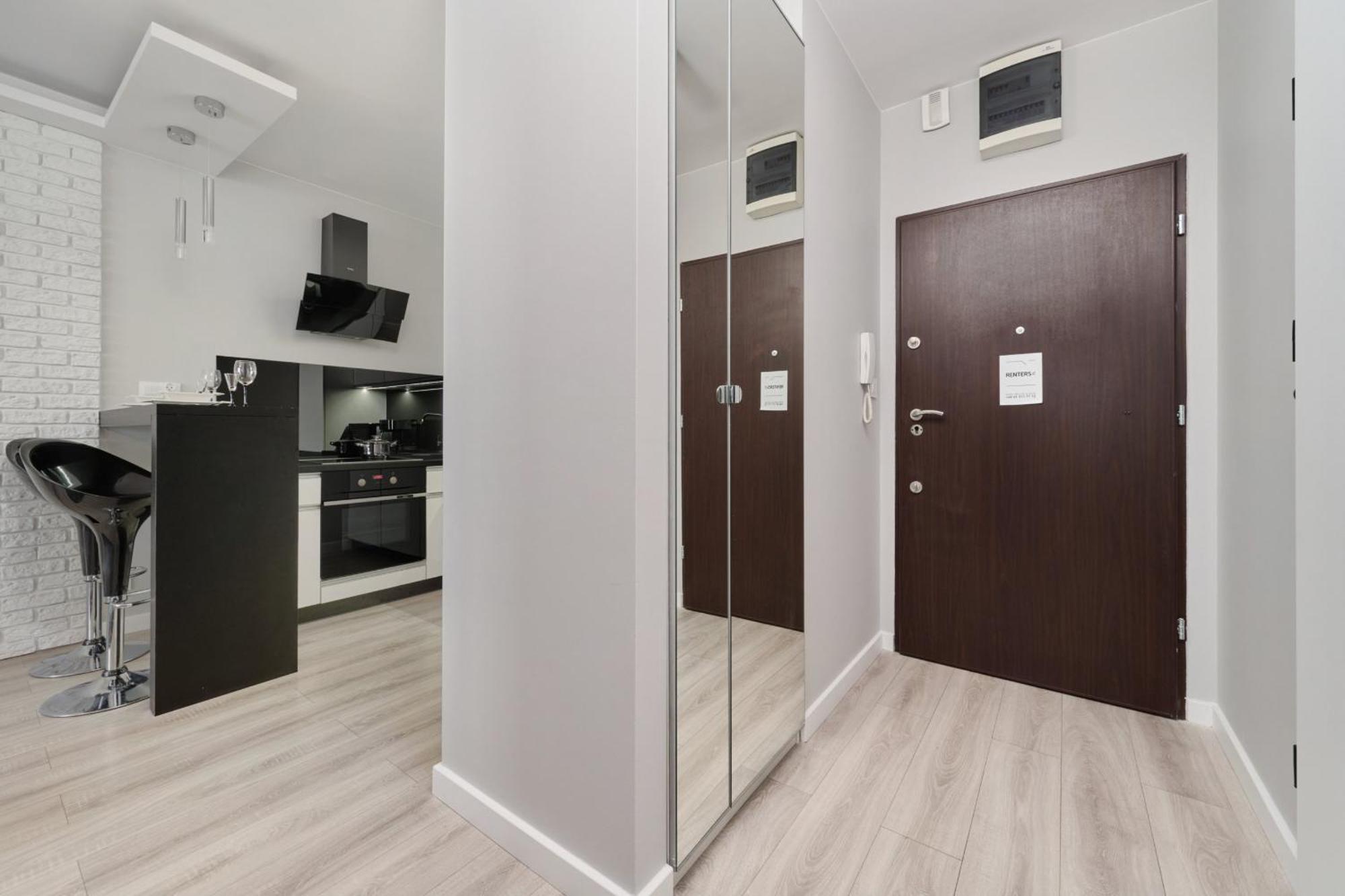 Odra Tower Apartment Center Of Wroclaw By Renters Prestige Exterior foto